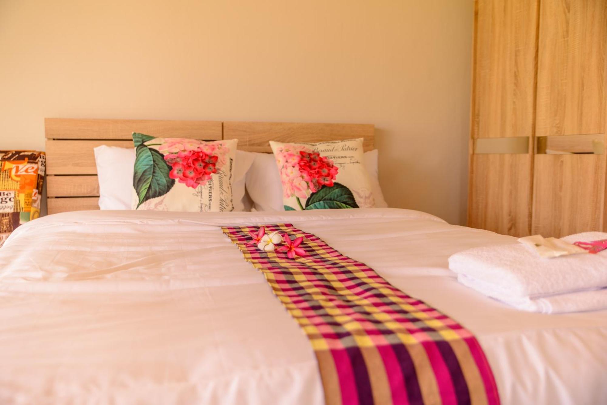Baan Suan Thanwalai Khon Kaen Habitación foto