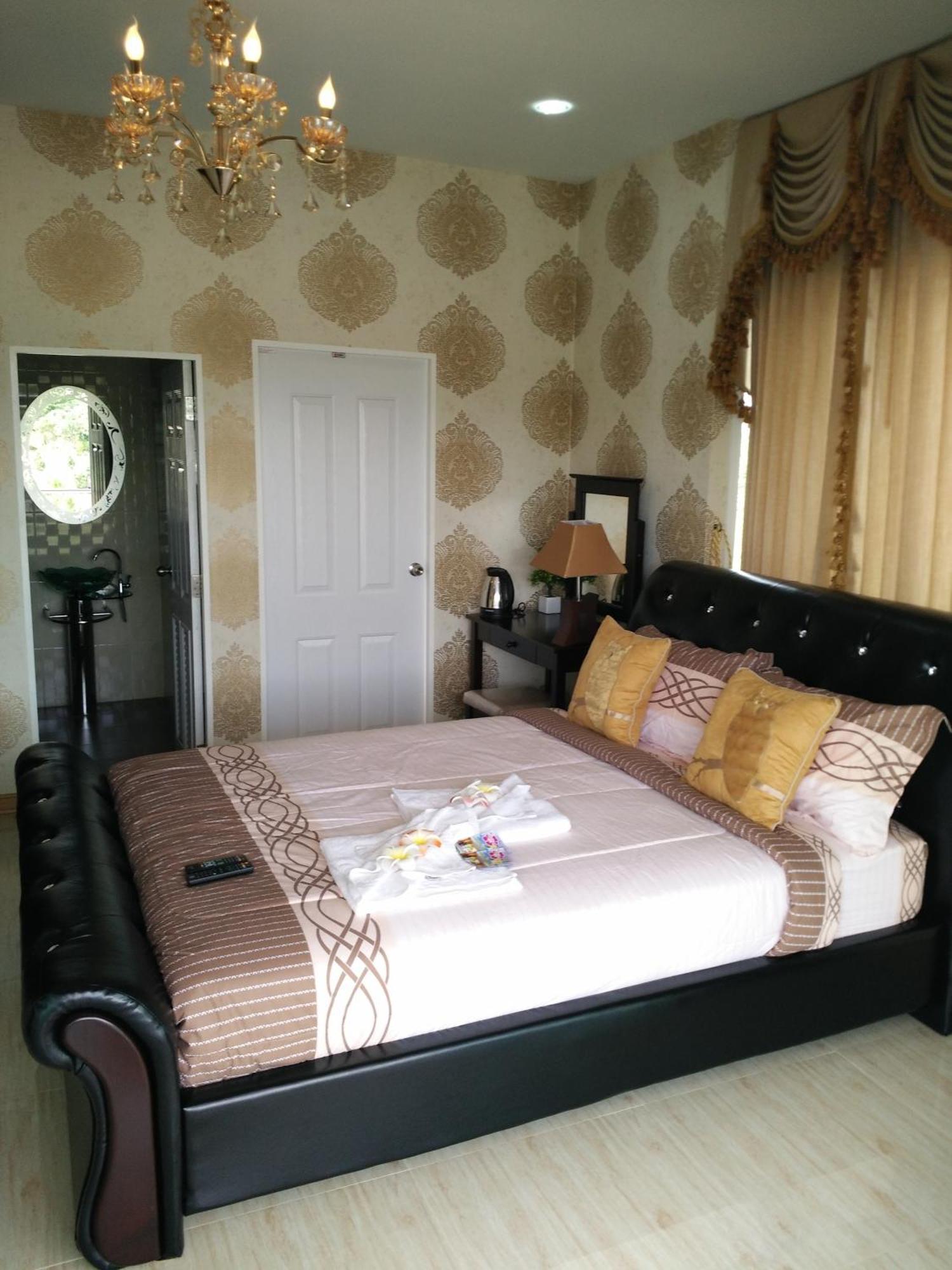 Baan Suan Thanwalai Khon Kaen Habitación foto